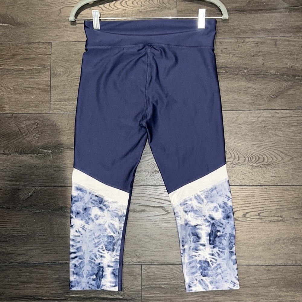 Under Armour Compression Alpha Heat Gear Tie Dye Capri Size Medium Blue/White - Picture 3 of 11